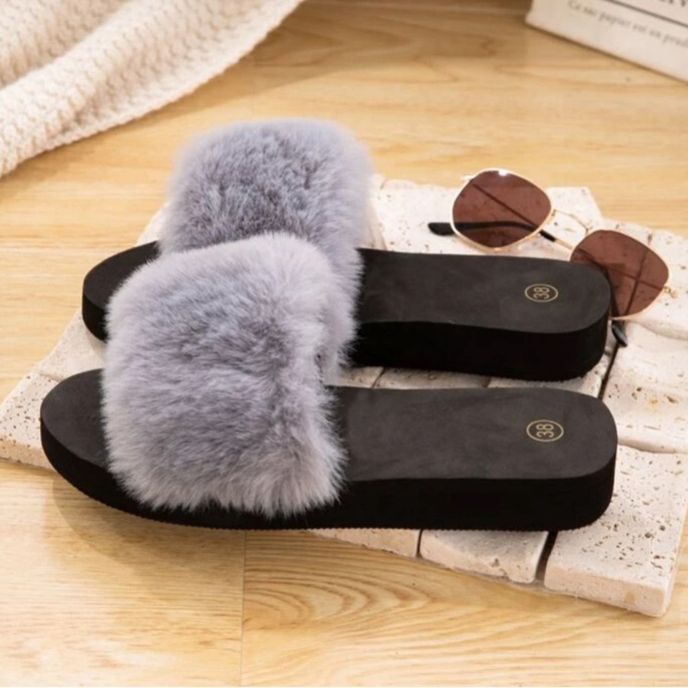 Ladies Slides by SHEIN - Picture 5 of 7